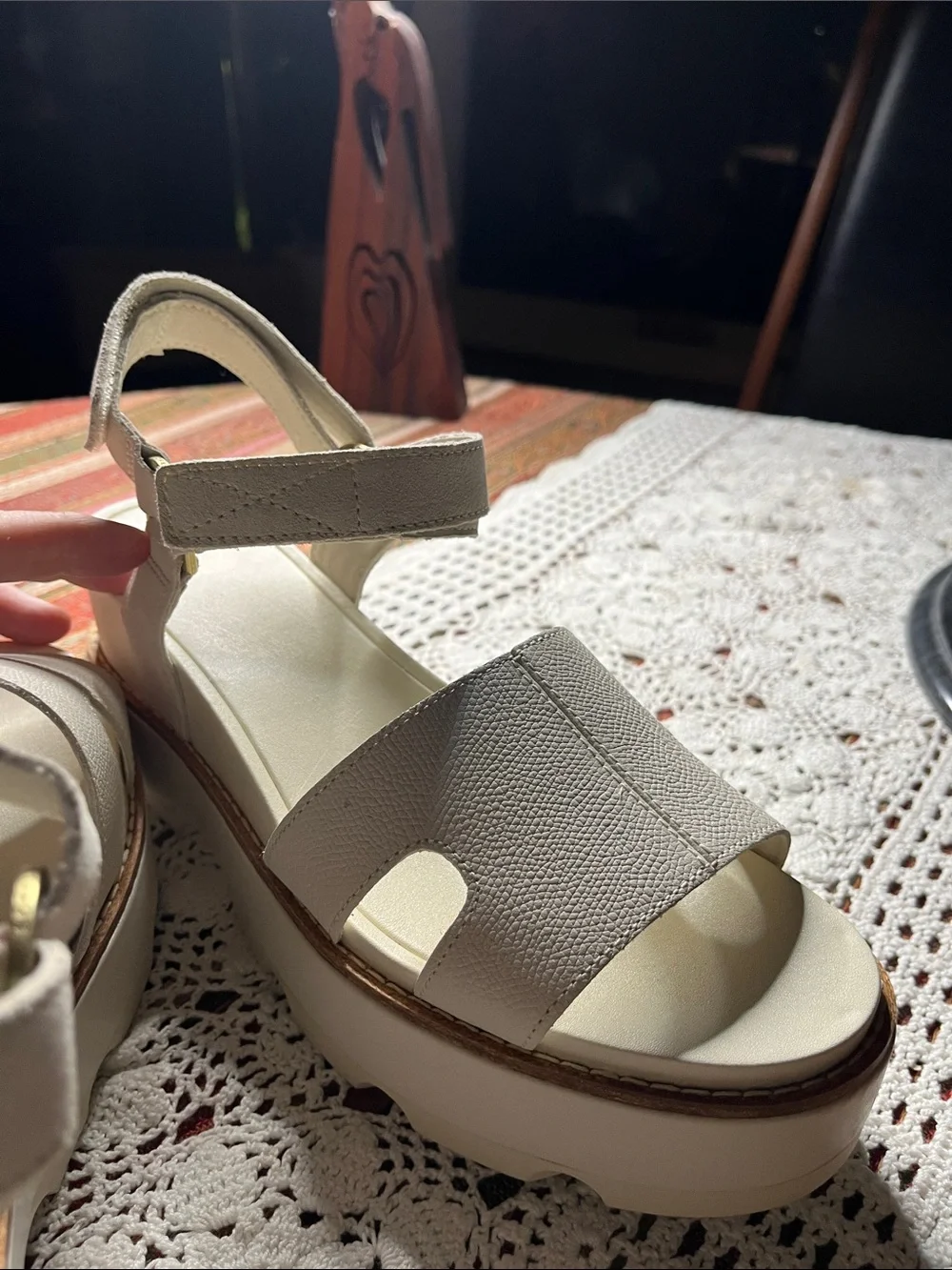 Sorel Joanie IV Wedge Leather Sandal in chalk chalk retail 140 size 11